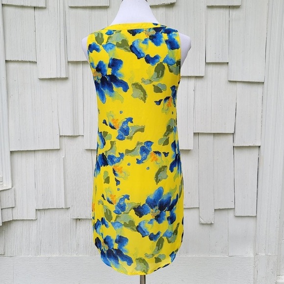 Charming Charlie Floral Laced Front Shift‎ Dress - Picture 5 of 8